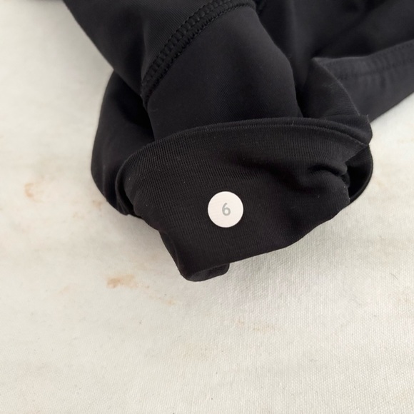 Lululemon Seek the Heat Crop Leggings - Picture 6 of 6